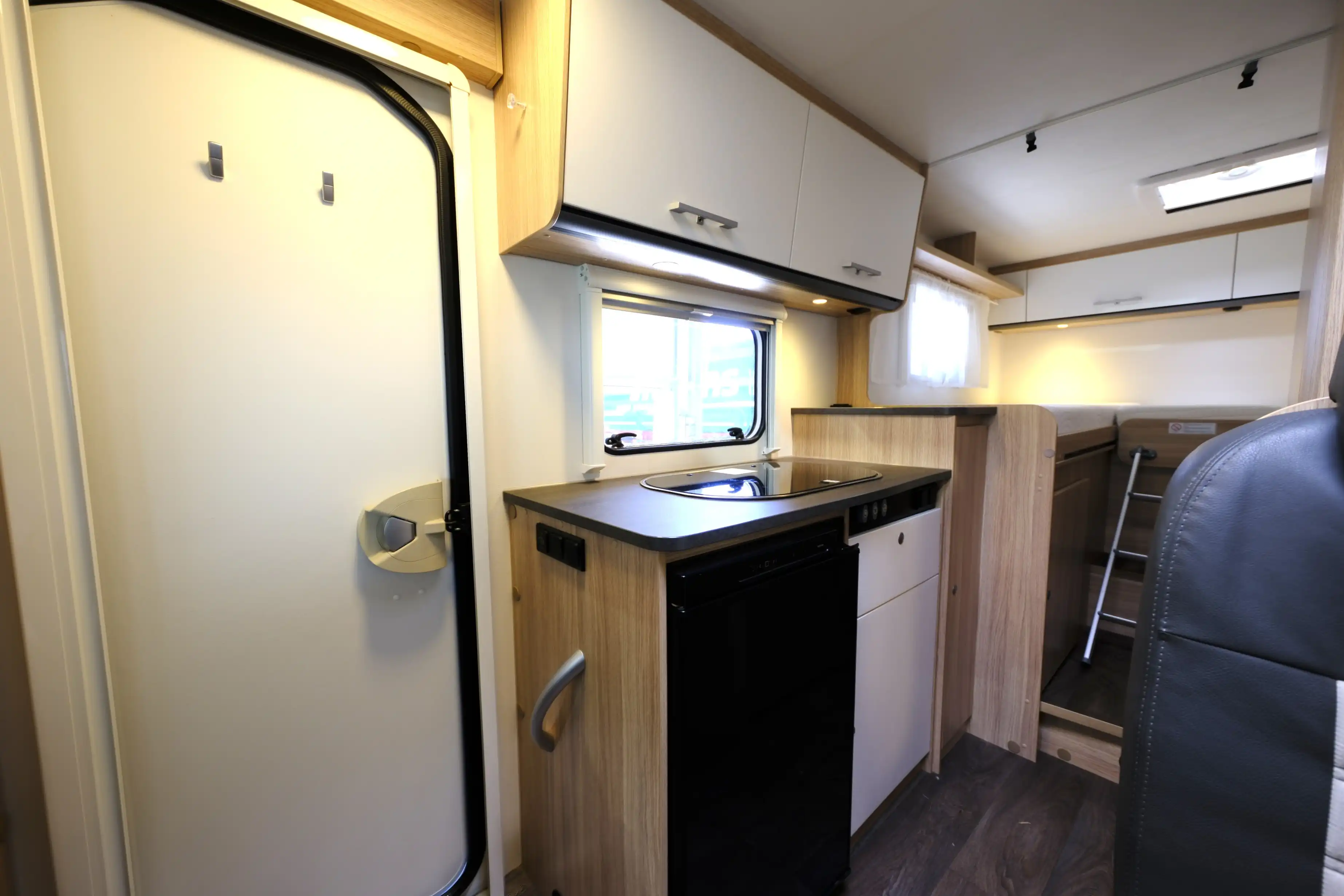 SUNLIGHT V 66 Adventure Edition